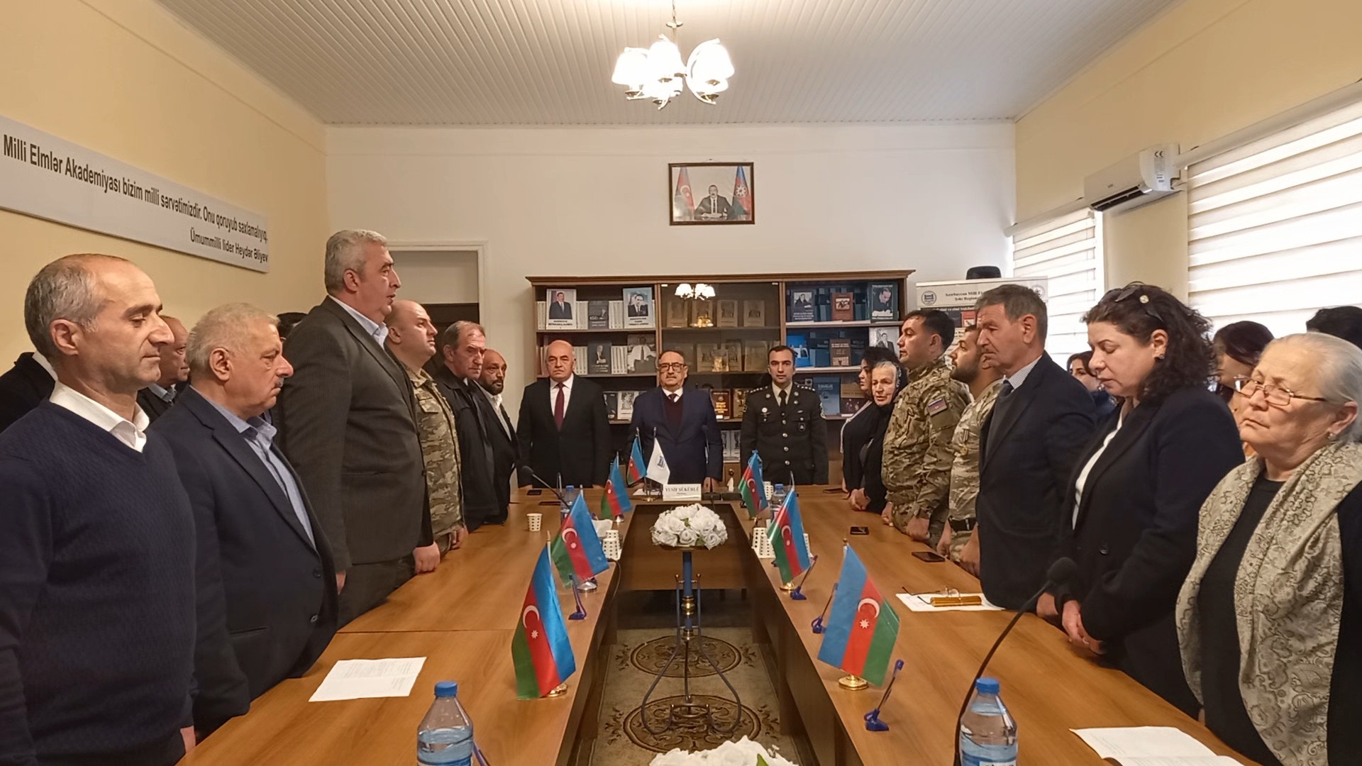 AMEA-nın Şəki Regional Elmi Mərkəzində 12 Noyabr Konstitusiya Günü münasibətilə tədbir keçirilib