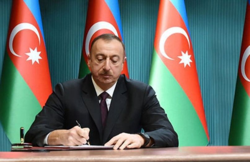 Böyük Azərbaycan şairi Xaqani Şirvaninin 900 illik yubileyinin qeyd edilməsi haqqında Azərbaycan Respublikası Prezidentinin Sərəncamı