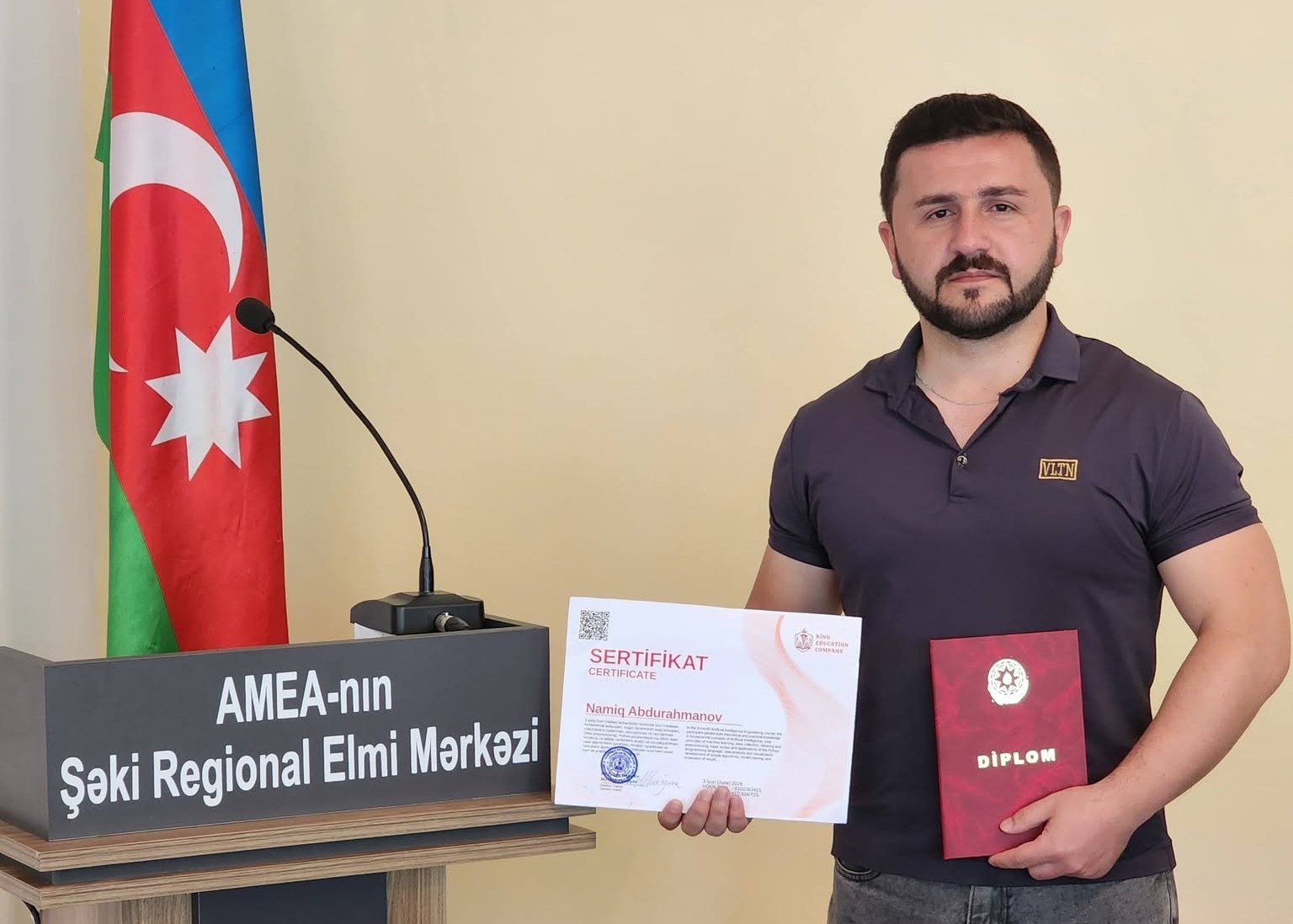 Namiq Abdurahmanov diplom və sertifikatla təltif olunub