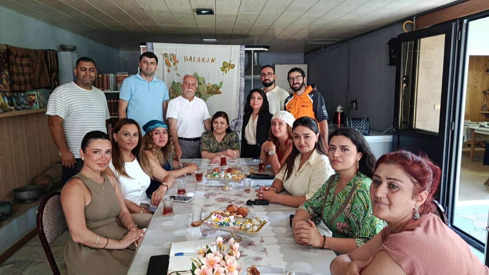 Tarixə və doğma diyara sevgi ilə - bloqerlər Balakəndə olublar