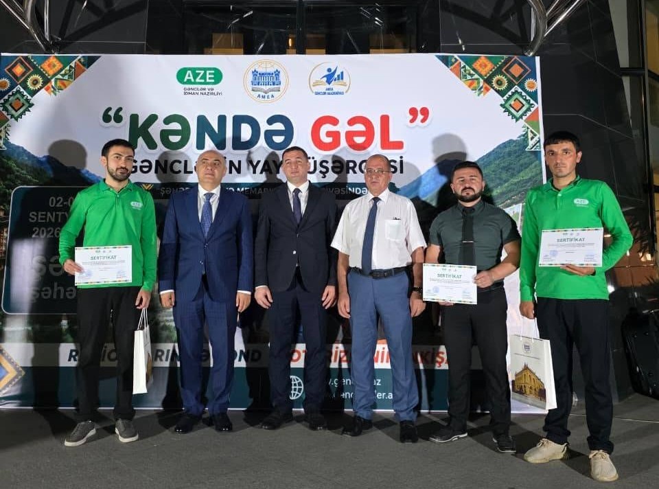 Şəkidə keçirilən “Kəndə gəl” yay düşərgəsində gənc tədqiqatçılarımız fəallıq göstəriblər