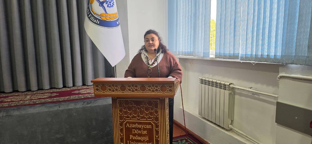 Şəki Regional Elmi Mərkəzin əməkdaşı Xəqani Şirvaninin 900 illik yubileyinə həsr olunmuş tədbirdə çıxış edib
