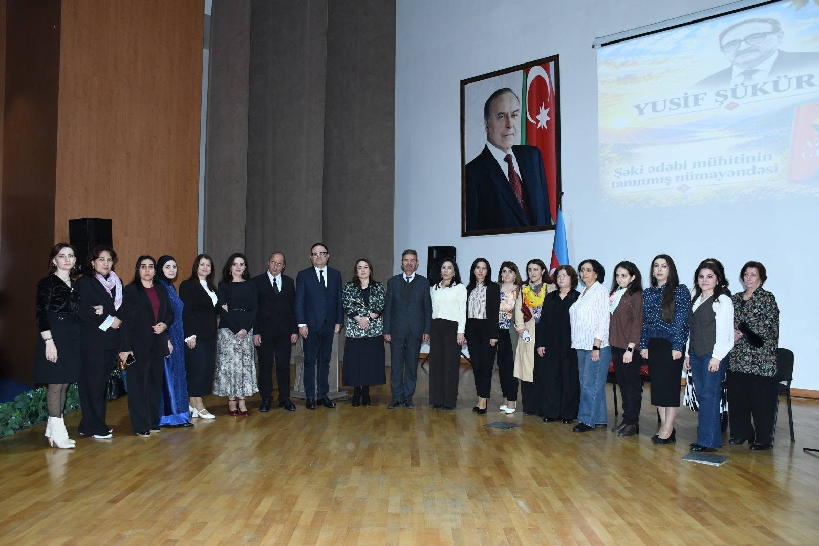 Şəkidə yazıçı Yusif Şükürlünün “Azan güllə” kitabının təqdimatı keçirilib