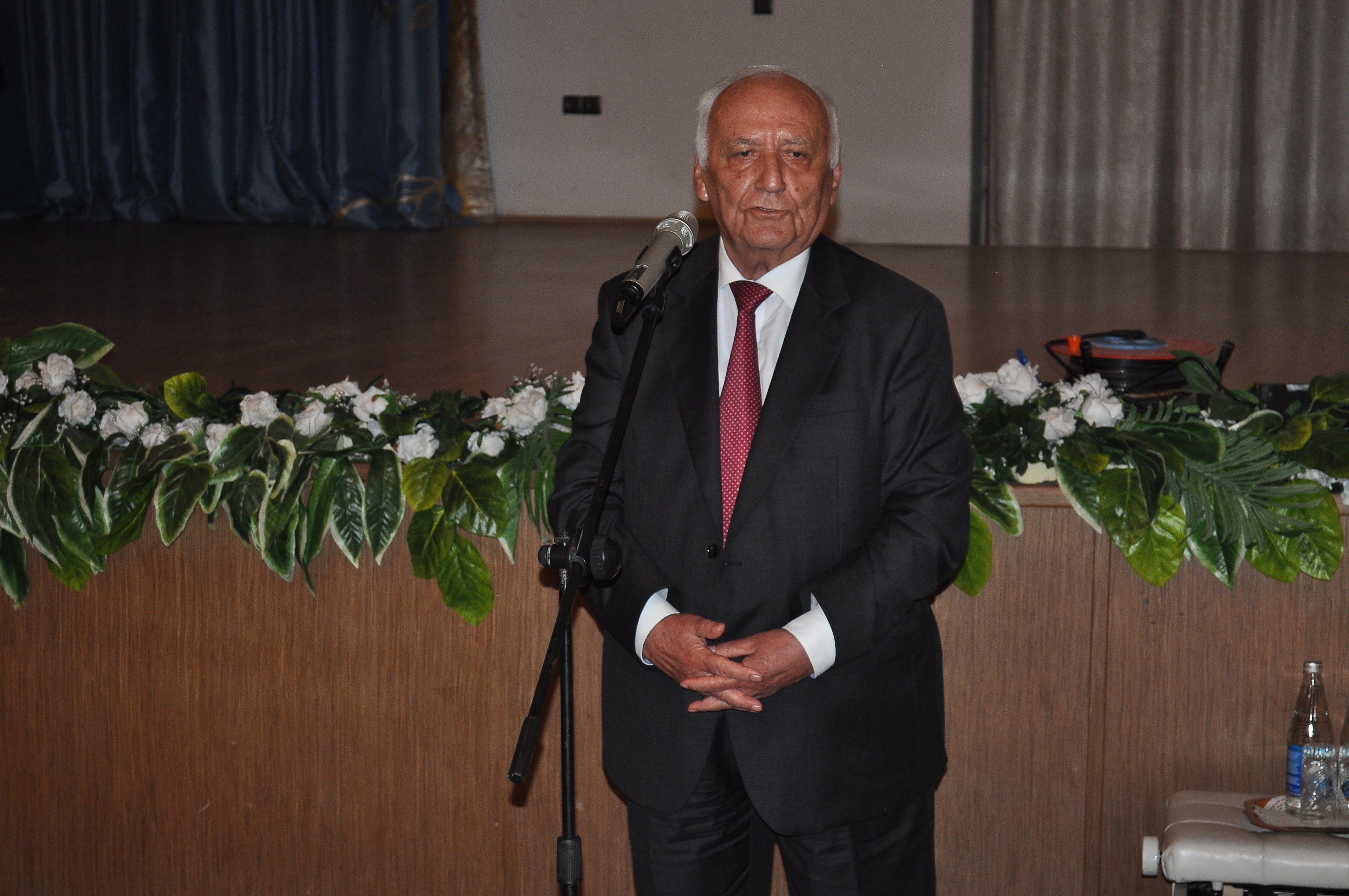 Balakəndə "Akademik Yaqub Mahmudovun elmi fəaliyyətində Şimal-qərbi Azərbaycan məsələləri" mövzusunda elmi-praktiki konfrans keçirilib