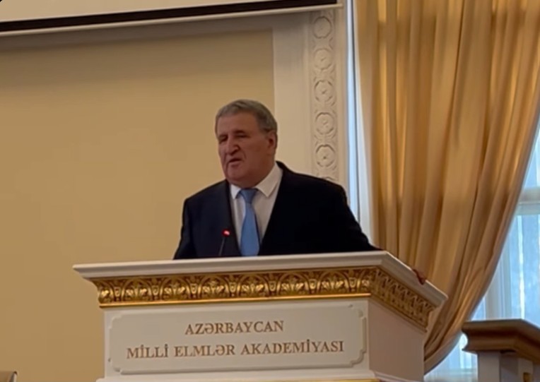 AMEA-nın prezidenti, akademik İsa Həbibbəyli Azərbaycan Milli Elmlər Akademiyasında (AMEA) “Ustad dərsi” keçib.